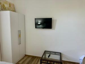 Televisyen dan/atau pusat hiburan di Moravska Obala - Prenoćište i Restoran