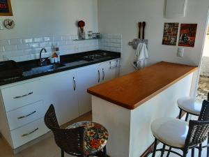 Η κουζίνα ή μικρή κουζίνα στο Villaremanso01