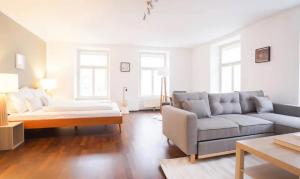 منطقة جلوس في Authentic Austrian Flat in the South of Vienna