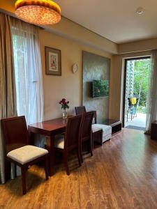 Posezení v ubytování Dreamland Oasis Private garden