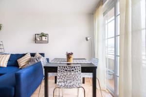 Część wypoczynkowa w obiekcie Amura Motril. Apartamento con garaje