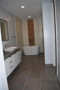Ένα μπάνιο στο Ocean View Home Mision Viejo KM50 Gated Security +5 φωτογραφίες
