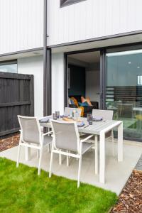 Patio nebo venkovní prostory v ubytování Serene 2 Bed CBD Retreat