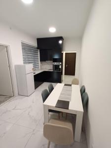 Kuchyň nebo kuchyňský kout v ubytování Gorana 1