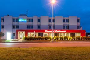 Budynek, w którym mieści się hotel