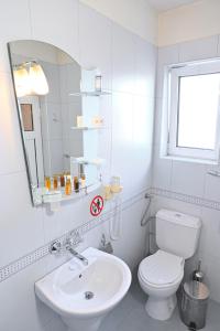Koupelna v ubytování Pirin rooms