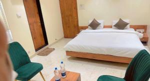 Fotografie z fotogalerie ubytování Hotel Apex, Akkalkot v destinaci Akalkot