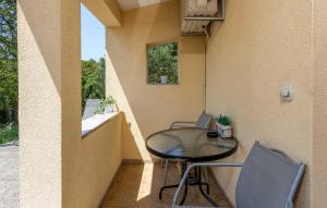 Fotografia z galérie ubytovania 1 Bedroom Cozy Apartment In Kostrena v destinácii Kostrena