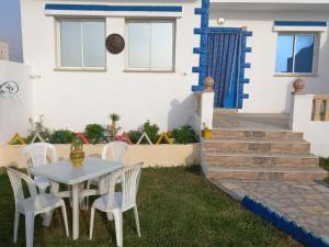 Το κτήριο όπου στεγάζεται  η παραθεριστική κατοικία