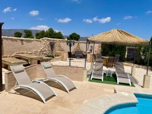 Bazén v ubytování Casa Rural Ubeda - B&B - Pinoso-Alicante nebo v jeho okolí