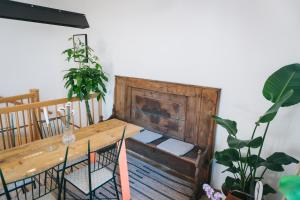 Fotografie z fotogalerie ubytování raum life - Vintage Loft - Heimkino Netflix - 2x privat Parkplätze v destinaci Straubing