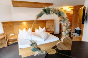 TV a/nebo společenská místnost v ubytování Hotel Klockerhof