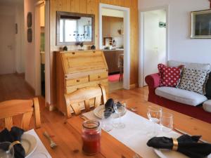 Ruang duduk di Apartment Europa Est 2 - APT 83 by Interhome