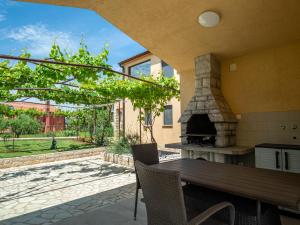 Zahrada ubytování Holiday Home Aleksandra by Interhome