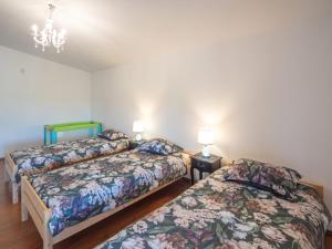 Postel nebo postele na pokoji v ubytování Holiday Home Aleksandra by Interhome