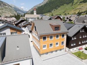Nespecifikovaný výhled na hory nebo výhled na hory při pohledu z hotelu