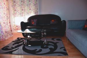 Istumisnurk majutusasutuses Superb flat in recent building with parking lot