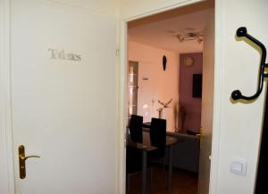 Foto sihtkohas Cergy asuva majutusasutuse Superb flat in recent building with parking lot galeriist