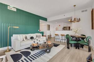 Gallery image of Penthouse Perfection With Unmatched Skyline Views in Stamford