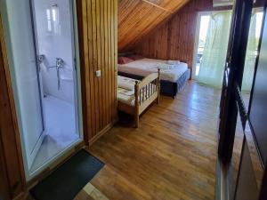Postel nebo postele na pokoji v ubytování David Dali House