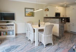 Kuchyň nebo kuchyňský kout v ubytování Enen Neest App 2