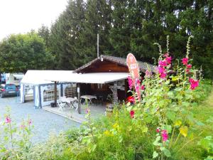 Zahrada ubytování Camping Onlycamp du Crêt