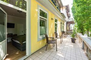 Balkón nebo terasa v ubytování Goethe Hotel