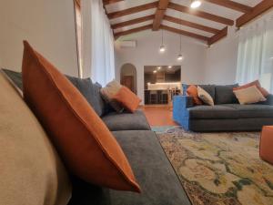 A seating area at Villa Selva