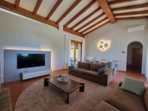 A seating area at Villa Selva