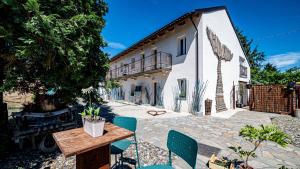 Το κτήριο όπου στεγάζεται  το bed & breakfast