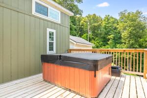 Gallery image of The Cottage at Ironwood Retreats in Siloam Springs
