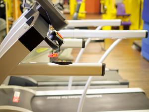 Centrum fitness w obiekcie Hotel Nadmorski