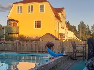 Bazén v ubytování Semester Hem 2 Storvik nebo v jeho okolí