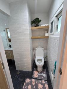 Ένα μπάνιο στο Yuya's sweet Condo suite