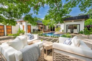 Πισίνα στο ή κοντά στο Villa Juntos