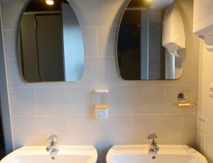 Ένα μπάνιο στο Ostello Cartiera La Buca