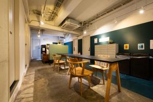 Posezení v ubytování Imano Tokyo Hostel