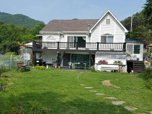 Naturlandskabet i nærheden af pensionatet + 3 billeder