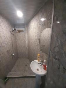 Koupelna v ubytování HOTEL LukaRabati