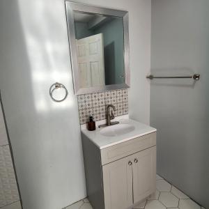 Vannituba majutusasutuses flamboyantvilla