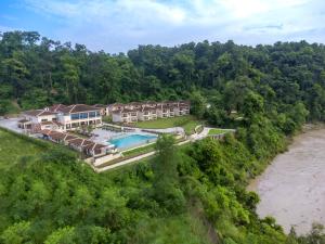 Piscina di Regenta Resort & Spa By Riverside, Chitwan o nelle vicinanze