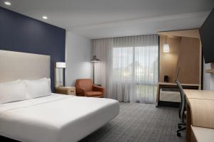 Galeriebild der Unterkunft Courtyard by Marriott Philadelphia Bensalem in Bensalem