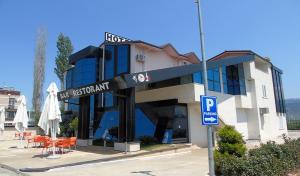 Φωτογραφία από το άλμπουμ του Hotel A&A σε Gjinazez