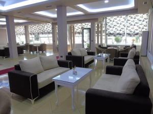 Φωτογραφία από το άλμπουμ του Hotel A&A σε Gjinazez +34 φωτογραφίες