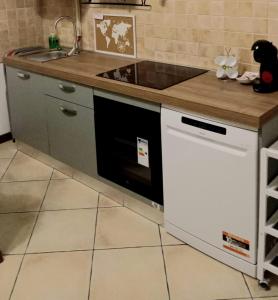 Kuchyň nebo kuchyňský kout v ubytování LaelleApartament Rho Fiera San Siro + 18 fotografií