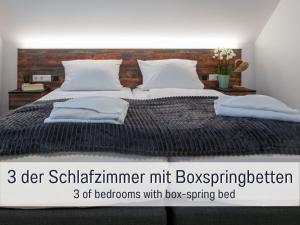 Postel nebo postele na pokoji v ubytování Ferienhaus Dieboldsberg