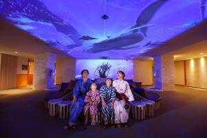 Hosté ubytování Ooedo Onsen Monogatari Premium Atami + 37 fotografií