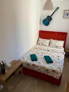 Rúm í herbergi á Apartman-Stefanovic