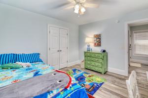 Voodi või voodid majutusasutuse Beach Bliss- 4BR - Beach Access - Kayak - WI-FI home toas