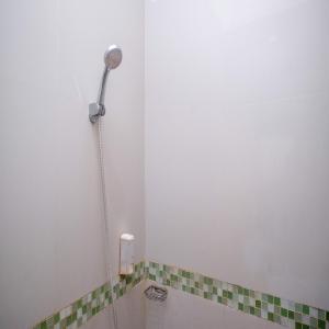 Bagno di RedDoorz Plus @ Timoho